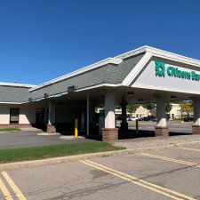 Drive-up lanes on the side of Citizens Bank at Perinton Square