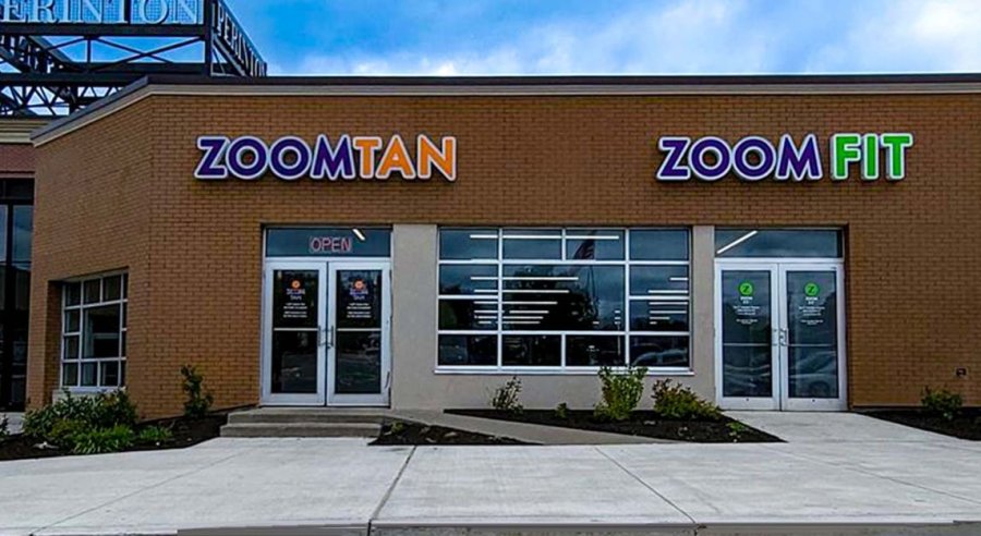 Zoom Tan exterior