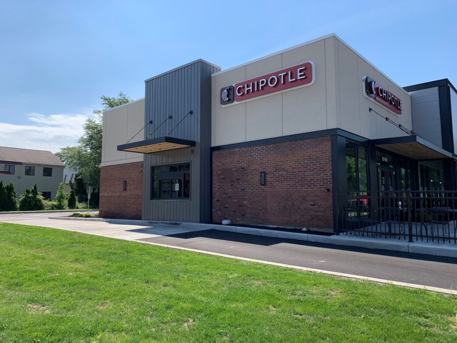 Exterior of Chipotle in Perinton Square